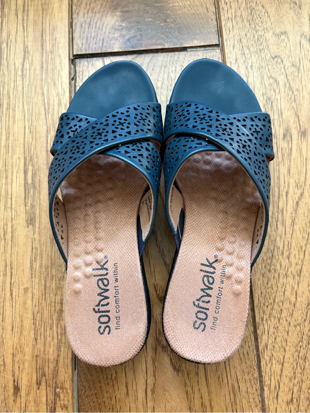 SoftWalk navy blue slide sandals